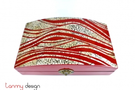  Red lacquer box with curved lid with eggshell wavesr 14x24xH8 cm